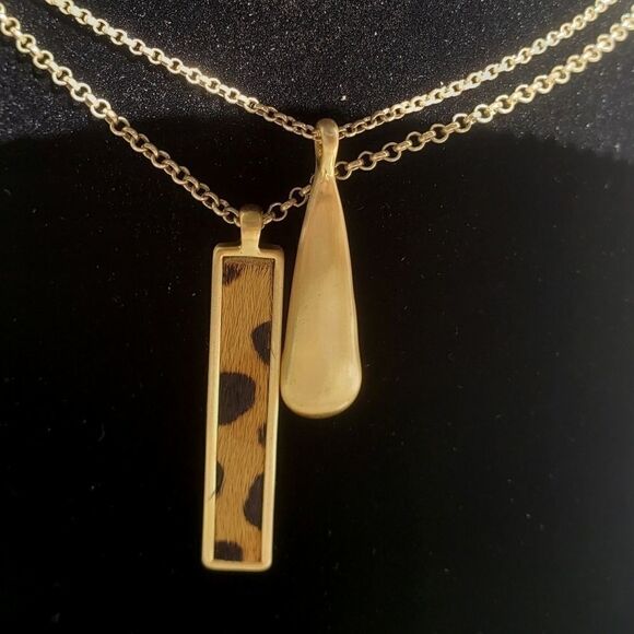 Lucky Brand Double Chain Gold Leopard Necklace - Picture 4 of 8